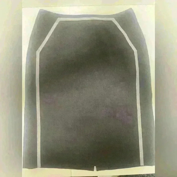 Calvin Klein Dresses & Skirts - Calvin Klein Heather Gray Pencil Skirt With Inside Lining Size 2- B8
